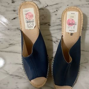 Leather Royal blue wedge heels